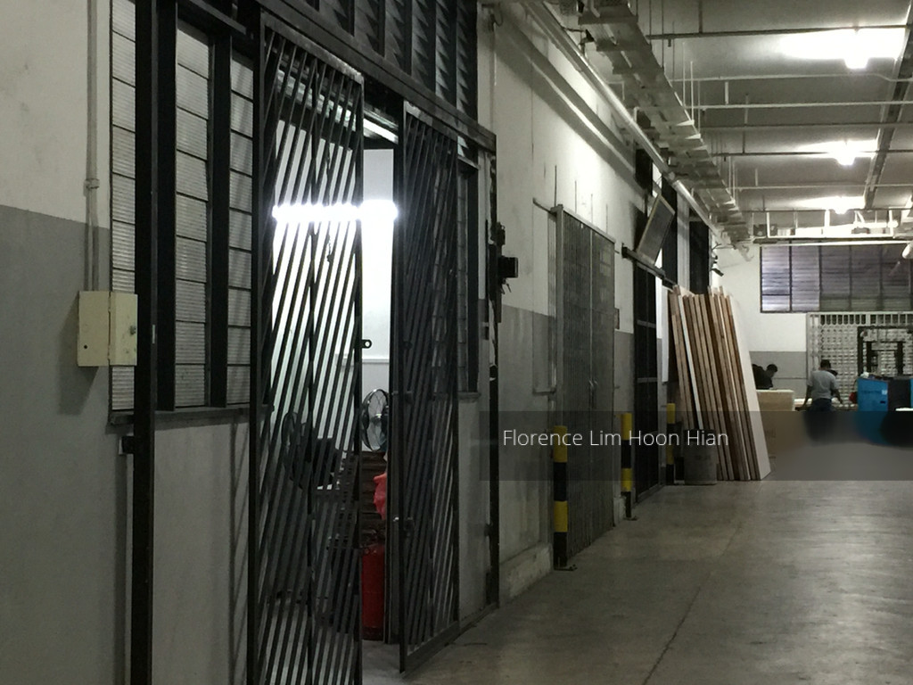 Gordon Warehouse Building (D14), Warehouse #124181982